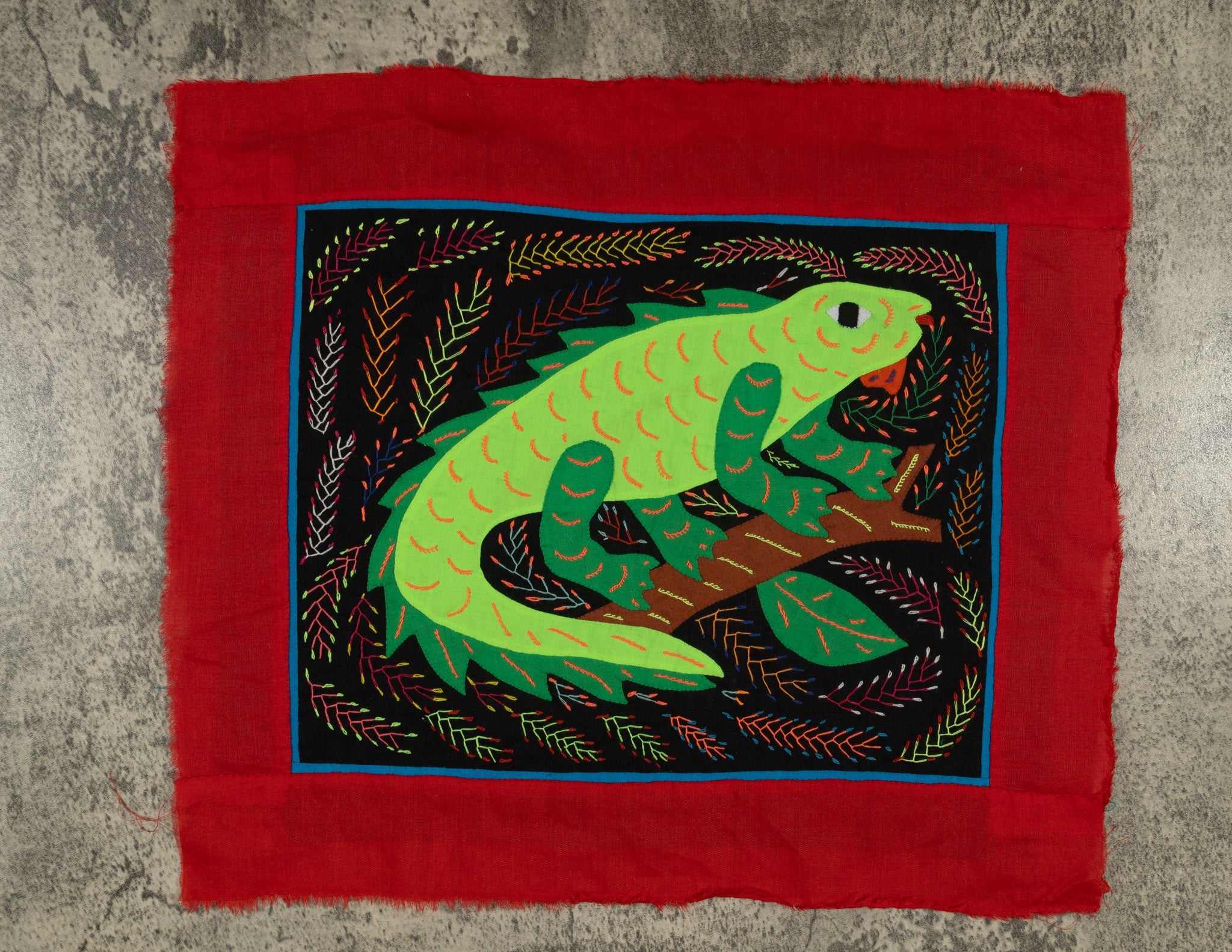 Green Iguana Mola
