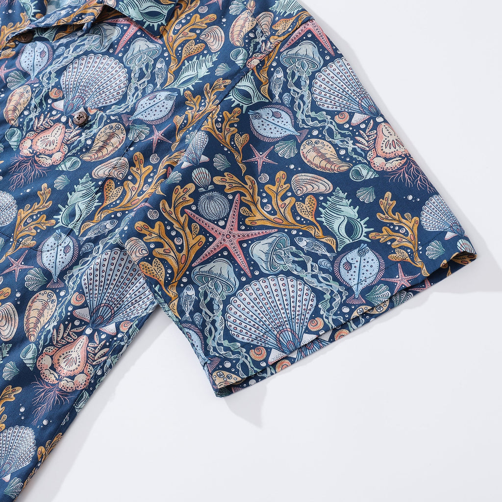 Camisa Hawaiana para Hombre Deep Sea Damask de Rebecca Elfast, Cuello Cubano, 100% Algodón