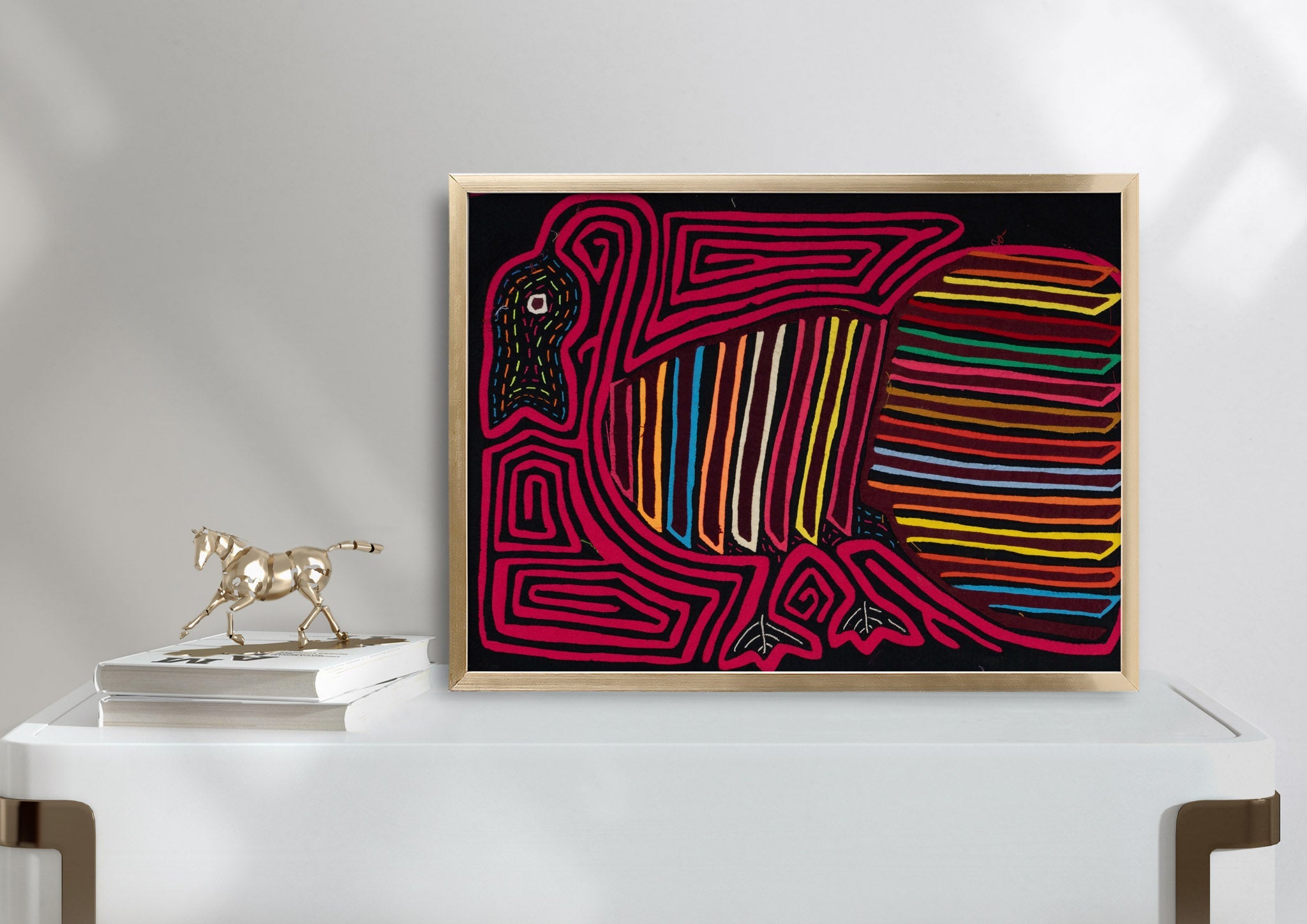 Two Toucan Optical Illusion Mola