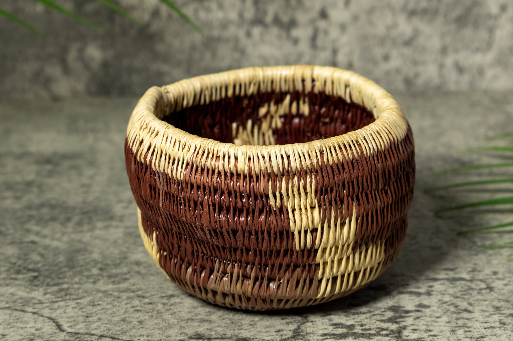 Ground Zig Zag Vintage Basket