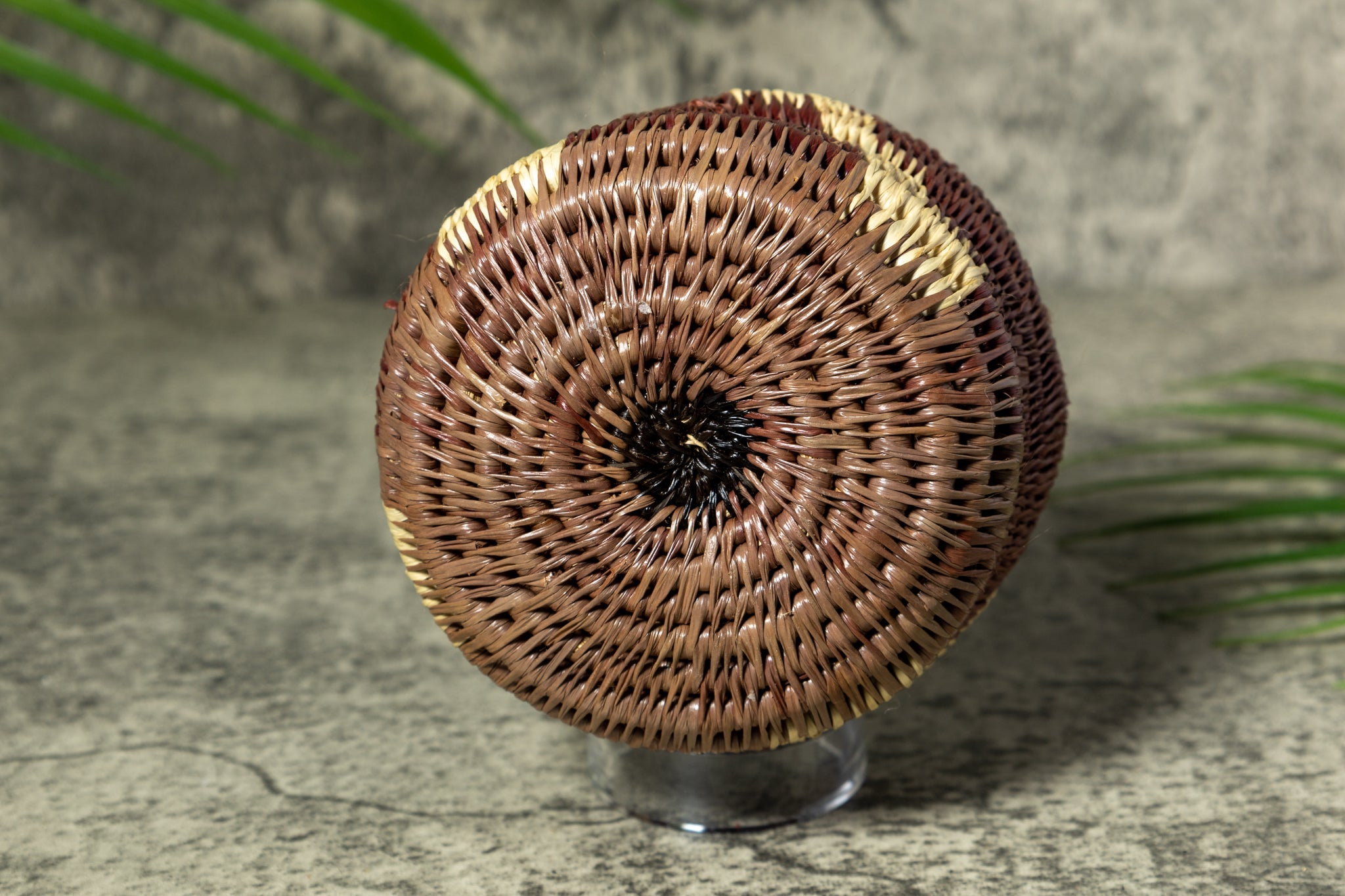 Ground Zig Zag Vintage Basket
