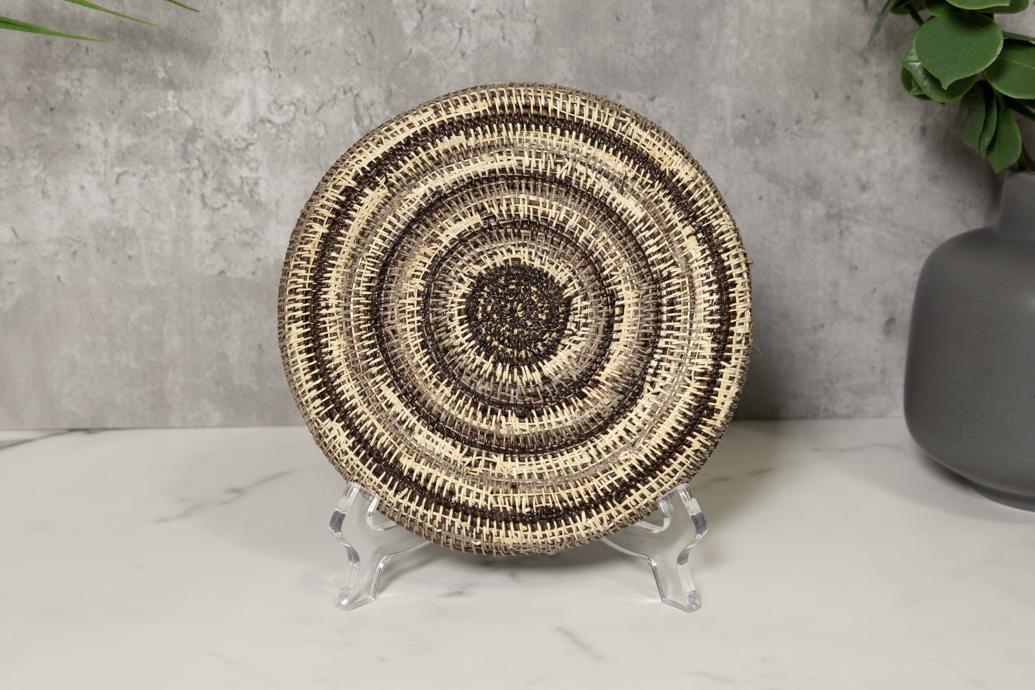 Circular Target Design Basket Plate