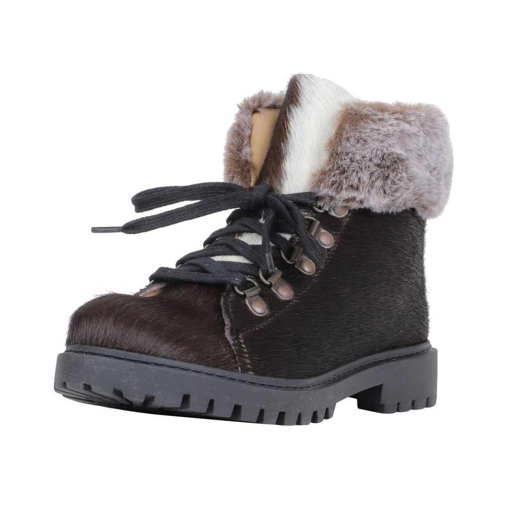 Turbulent Boots