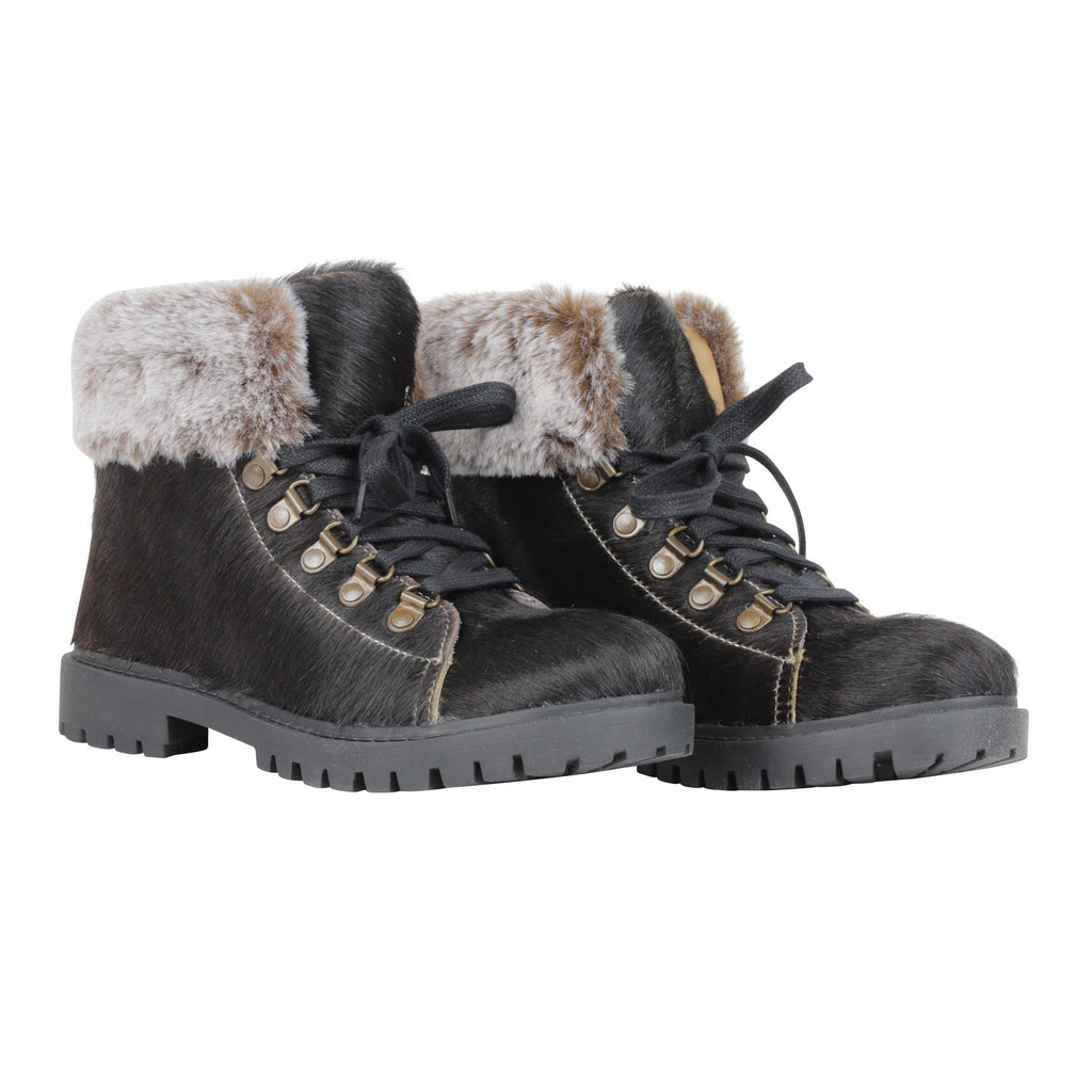 Turbulent Boots
